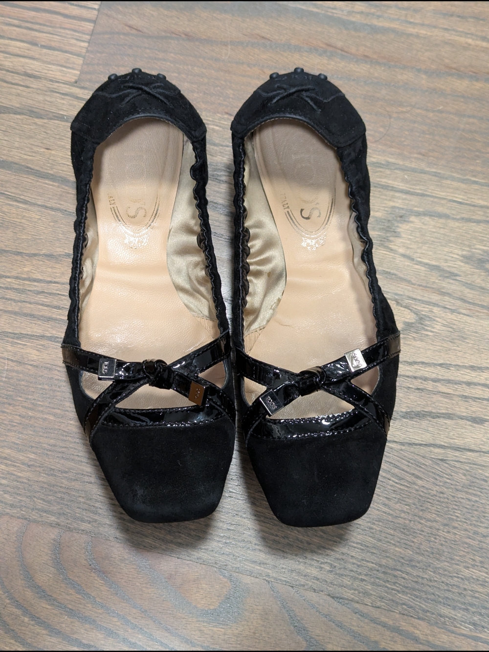 TOD'S Ballerina Flats Black Suede Patent Bow Sz 8 / 38